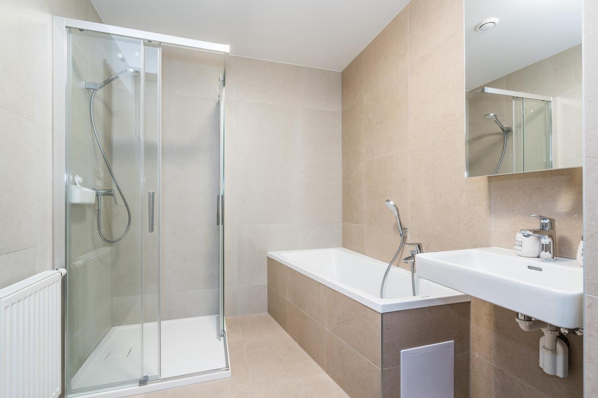 Perla Hradce 401 Apartment Hradec Kralove Bagian luar foto