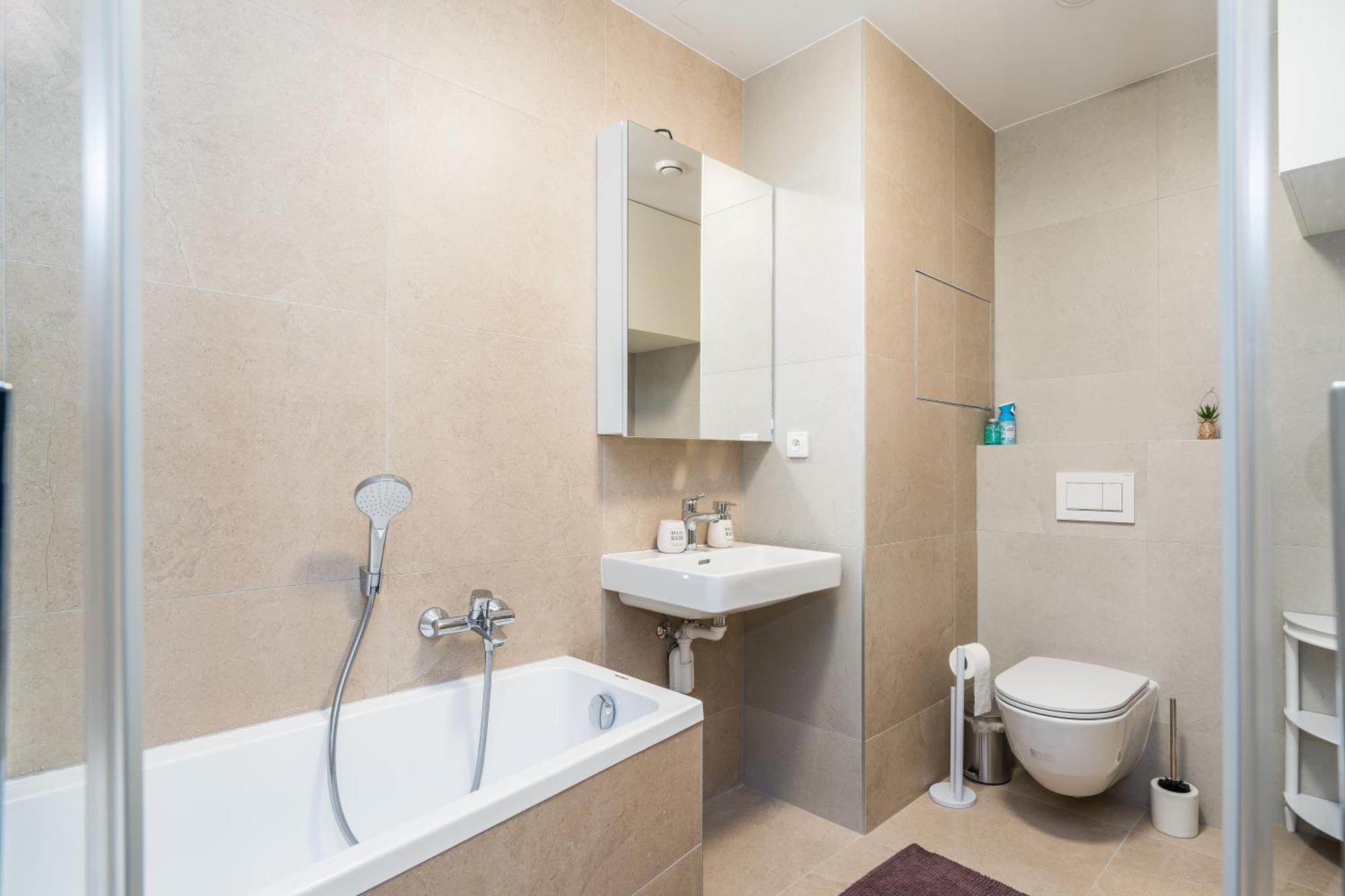 Perla Hradce 401 Apartment Hradec Kralove Bagian luar foto